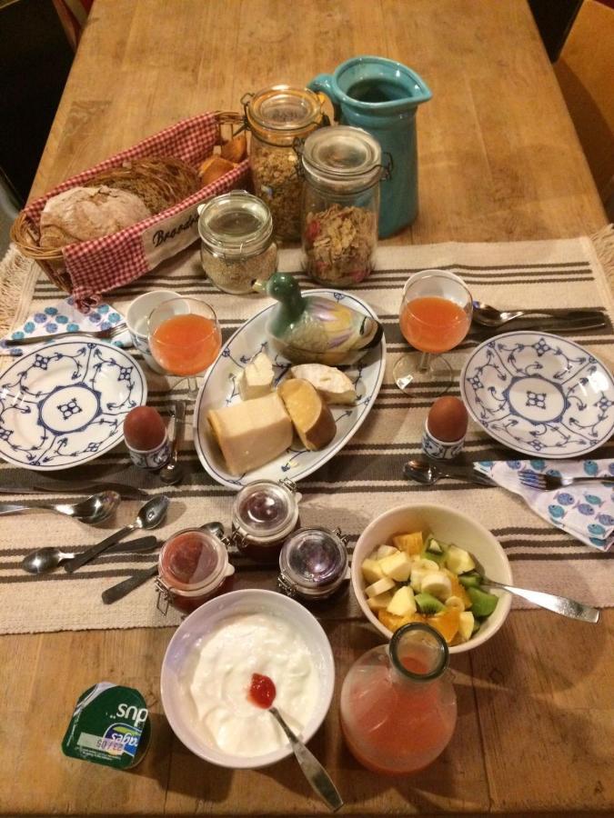 Mazieres  Le Moulin Scalagrand Bed & Breakfast エクステリア 写真